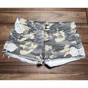 Rue 21 Booty Shorts Camo 11/12